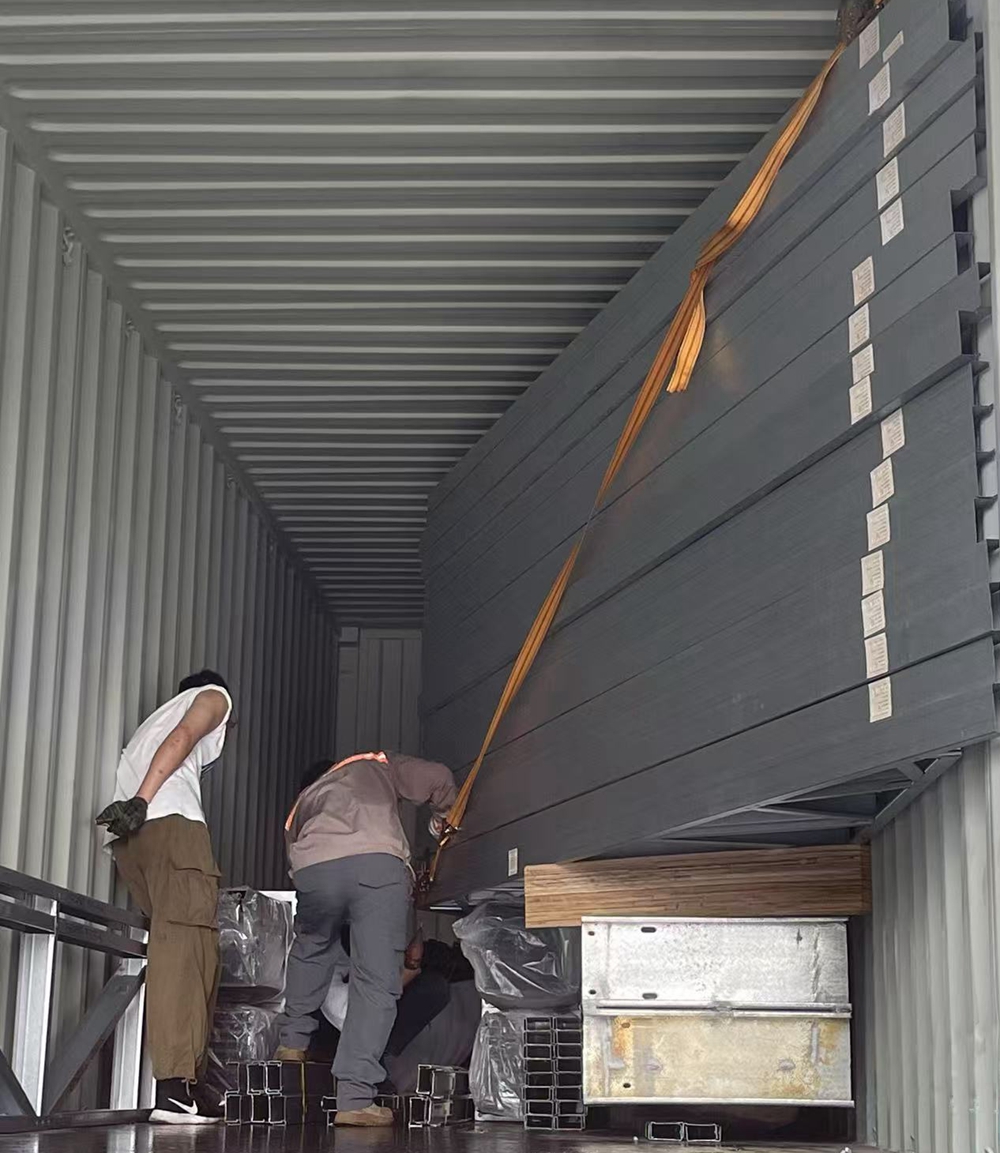 睿婕轻钢别墅项目发美国严格按ASTM A653生产，并取得ICC-ES认证！