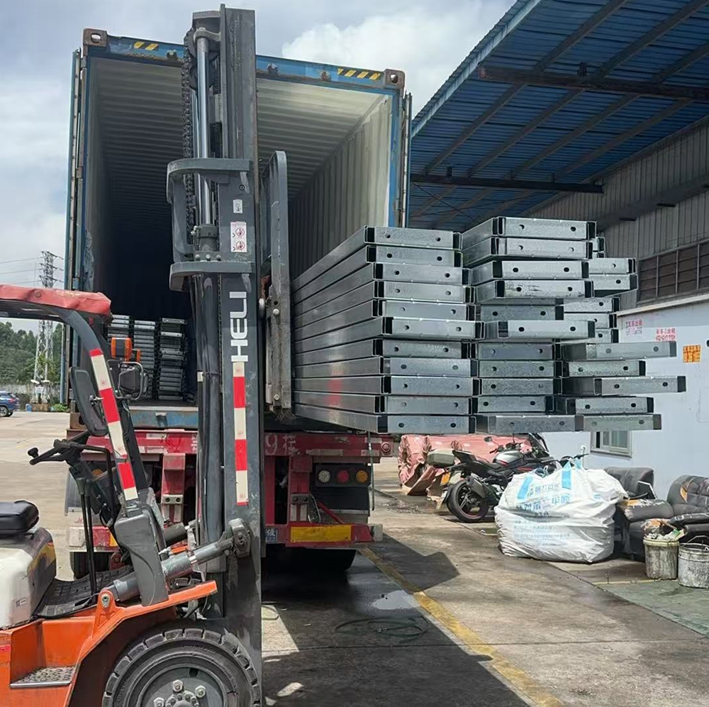 轻钢别墅出口西班牙全攻略：标准、报关与编码详解!