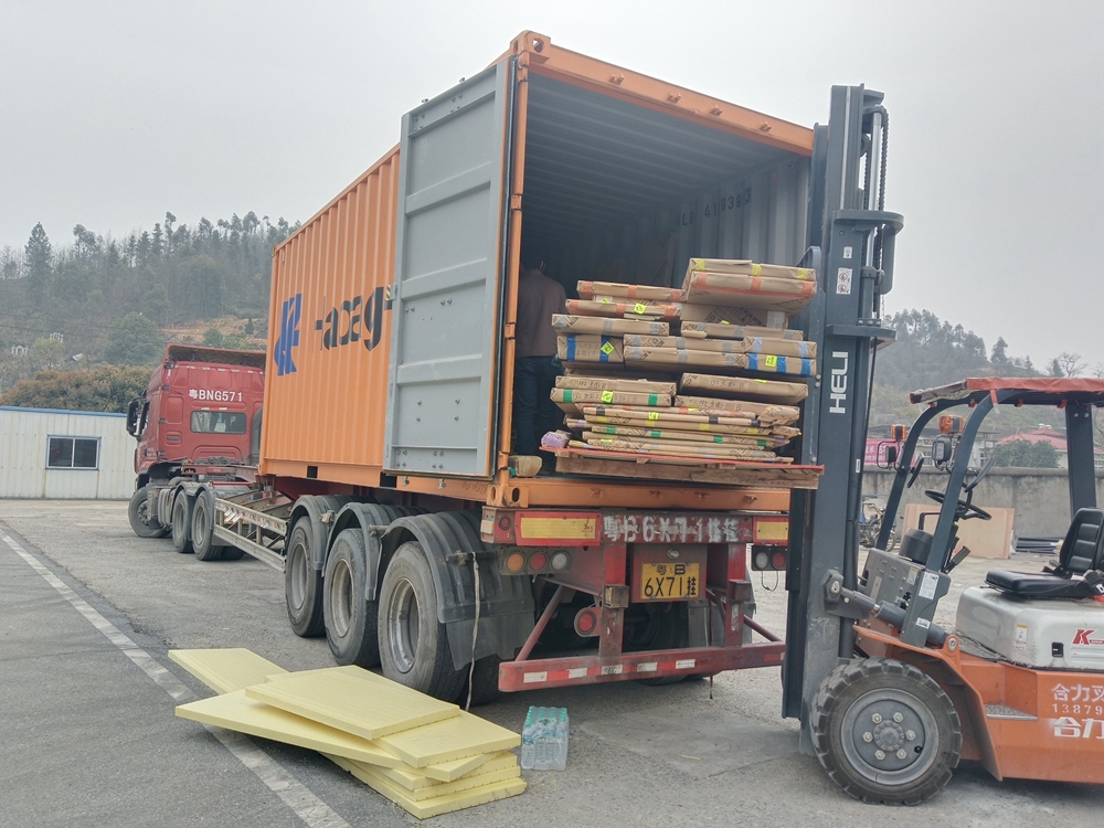 轻钢别墅出口瑞典全攻略：技术要求、报关流程与海运时效详解