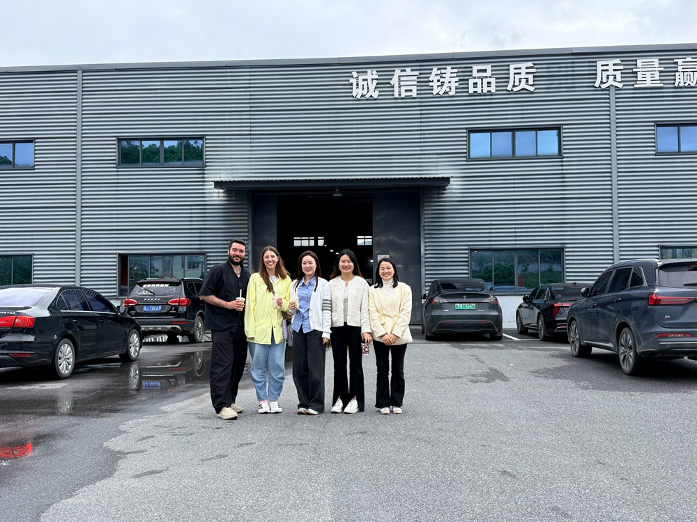 西班牙专业建筑公司到访汉良轻钢别墅工厂，南欧市场开拓再获突破