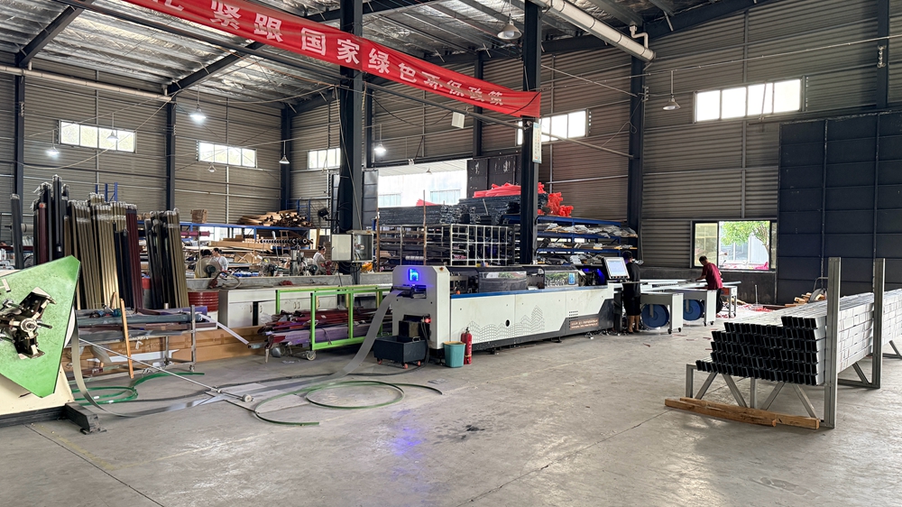 汉良出口克罗地亚轻钢房屋项目顺利加工完成，即将装柜发运